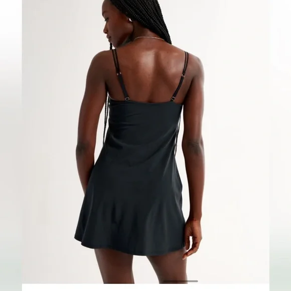 Abercrombie — Traveler Mini Dress – Size Small Tall — Black — NWOT - Picture 12 of 15